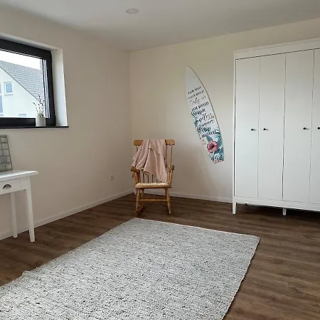 アパート Neue Helle 4 Zimmerwohnung Mit Tiefgaragenparkplatz